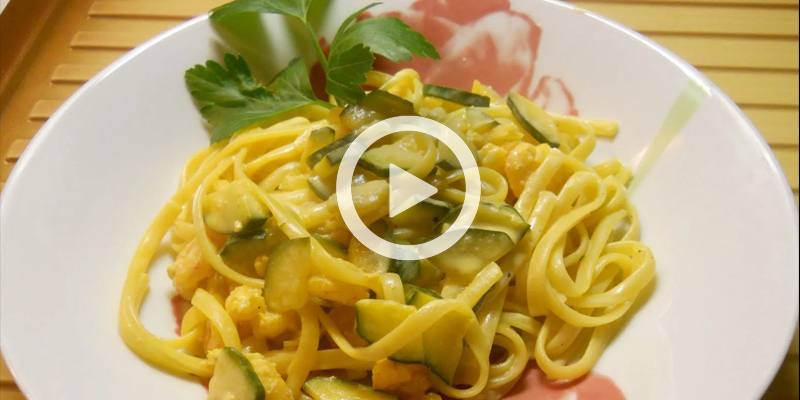 Linguine gamberetti, zucchine e zafferano